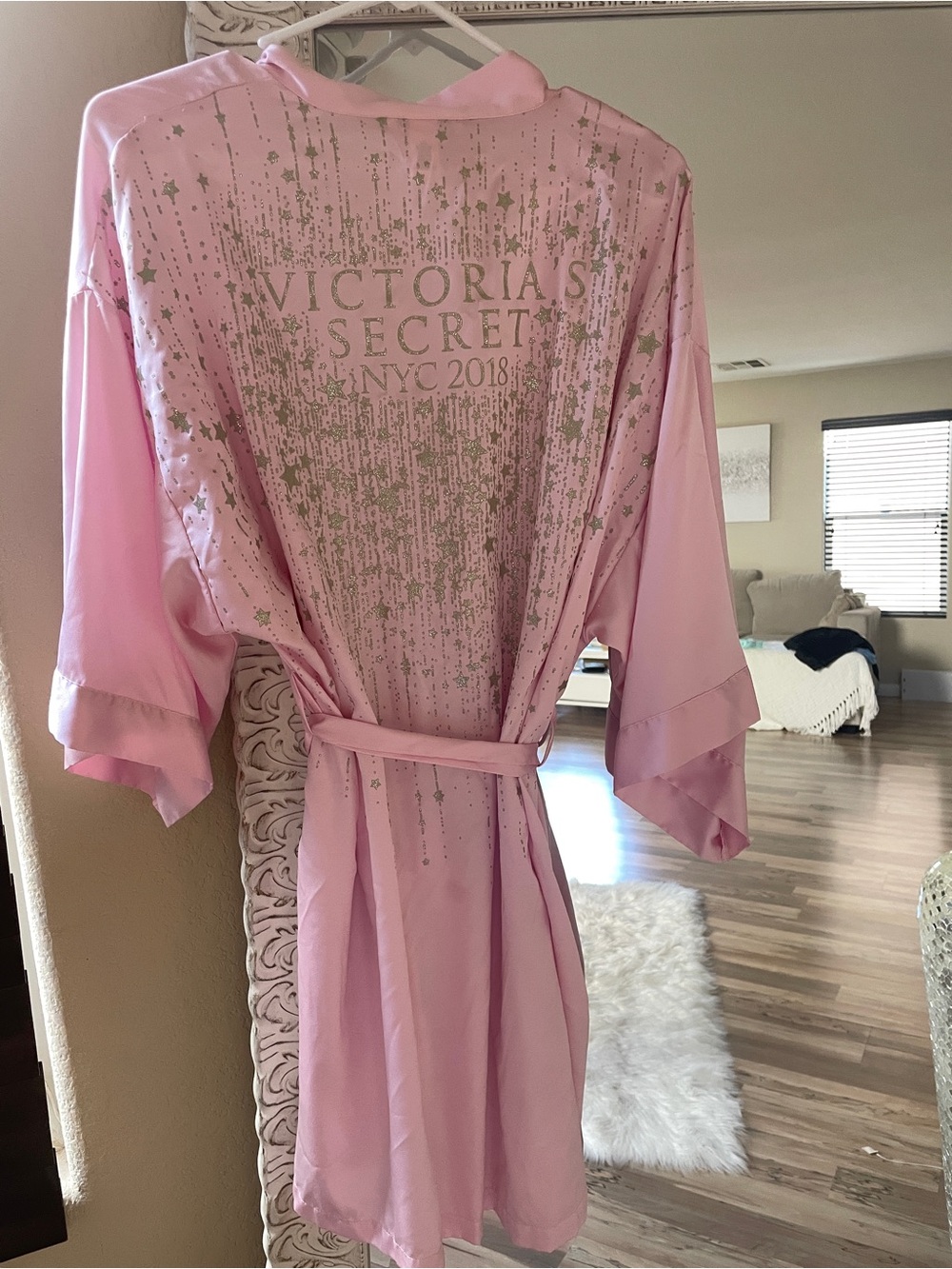 Victoria's Secret Pink Satin Robe with Gold Foil - NYC